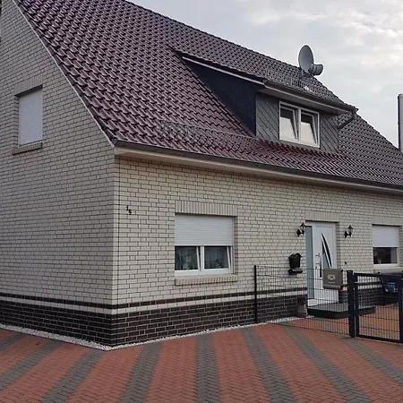 Nettes 2- Apartament *